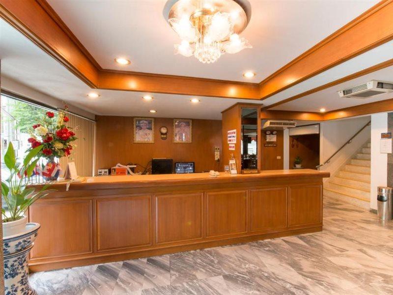 Siam Palace Hotel Bangkok Exterior photo